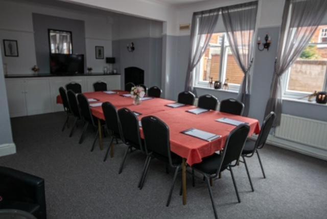 The Quorn Lodge Hotel Мелтон-Моубрей Экстерьер фото